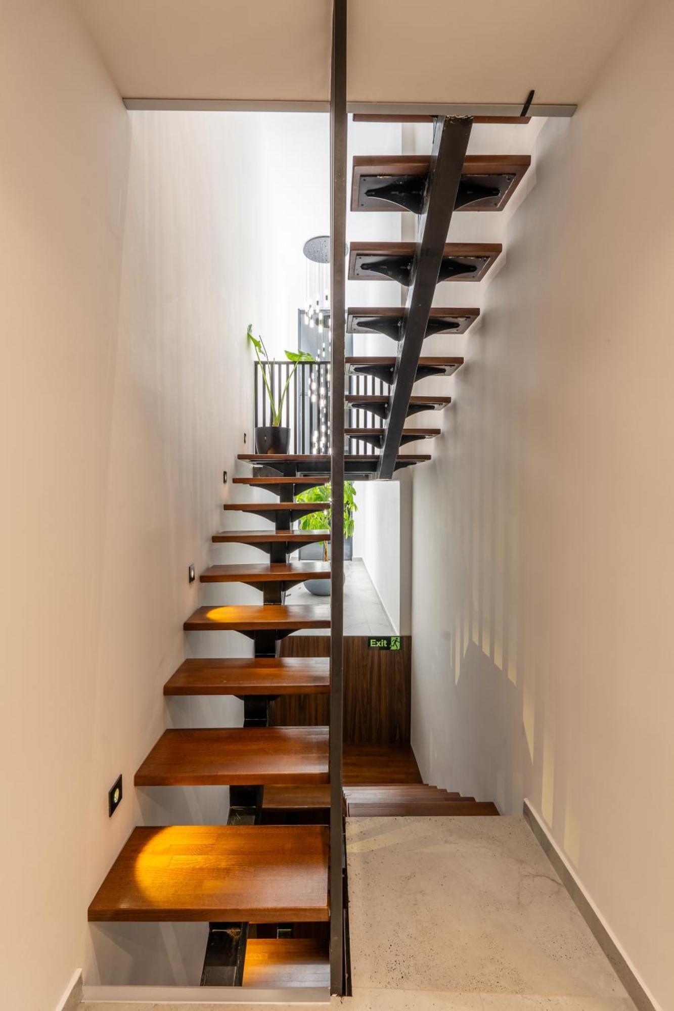 Ruby Hotel Prishtina พริสตีนา ภายนอก รูปภาพ