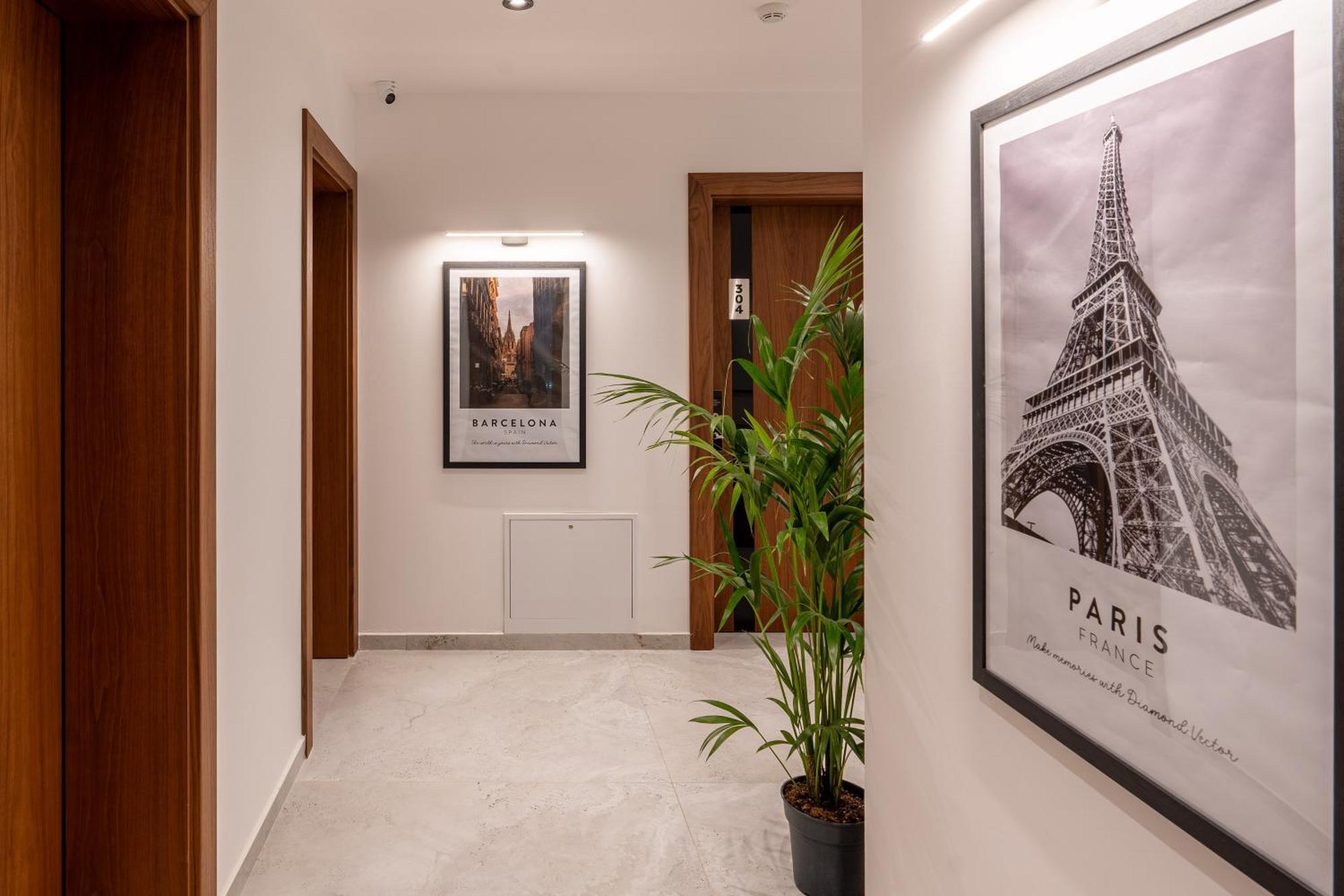 Ruby Hotel Prishtina พริสตีนา ภายนอก รูปภาพ