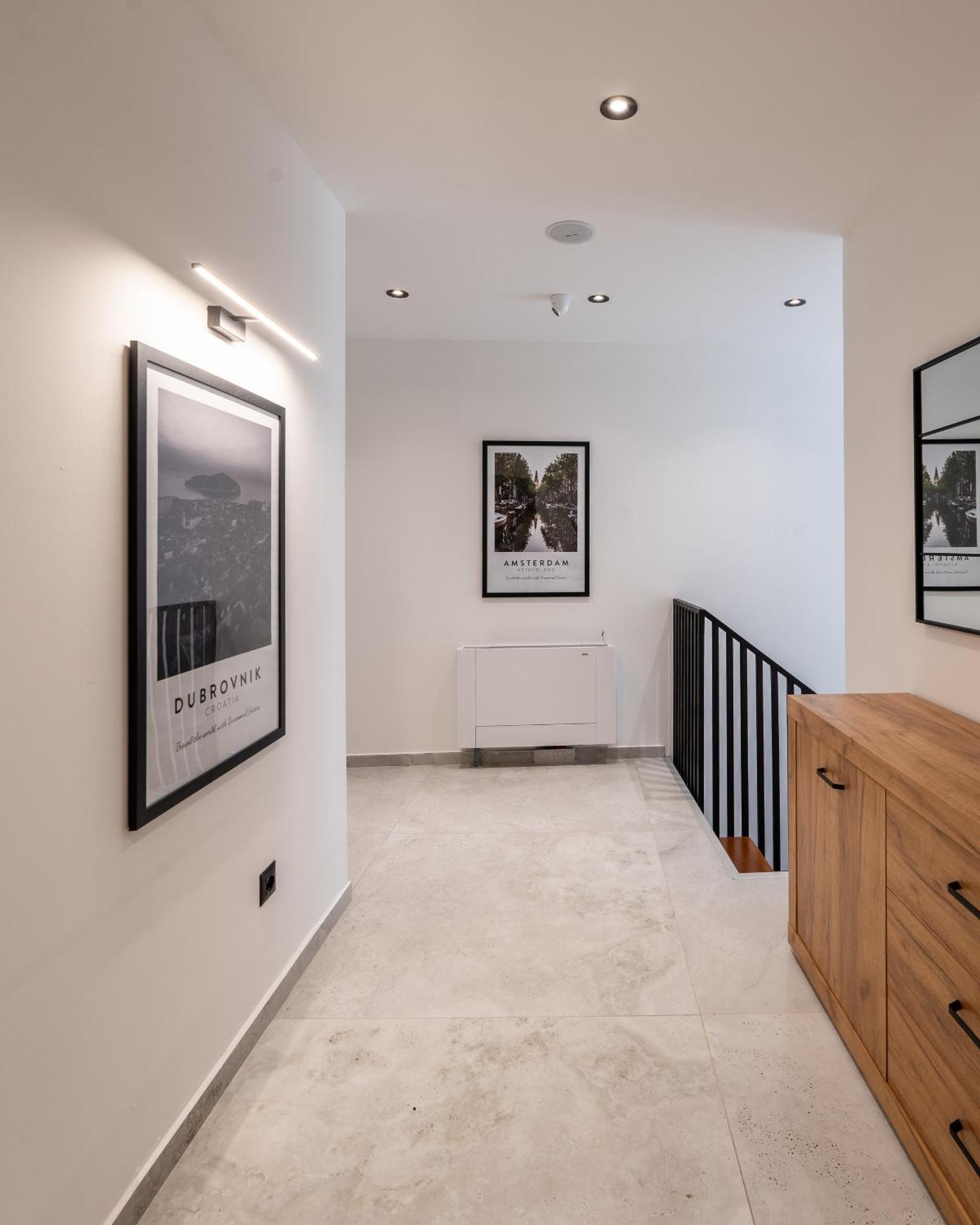 Ruby Hotel Prishtina พริสตีนา ภายนอก รูปภาพ